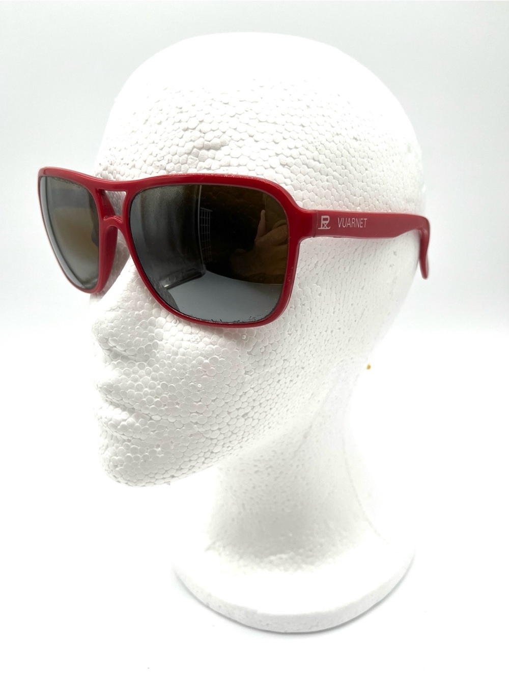 Vuarnet vintage Skylynx 003 RED Sunglasses.
1980’s . 1984 Olympic star symbol.